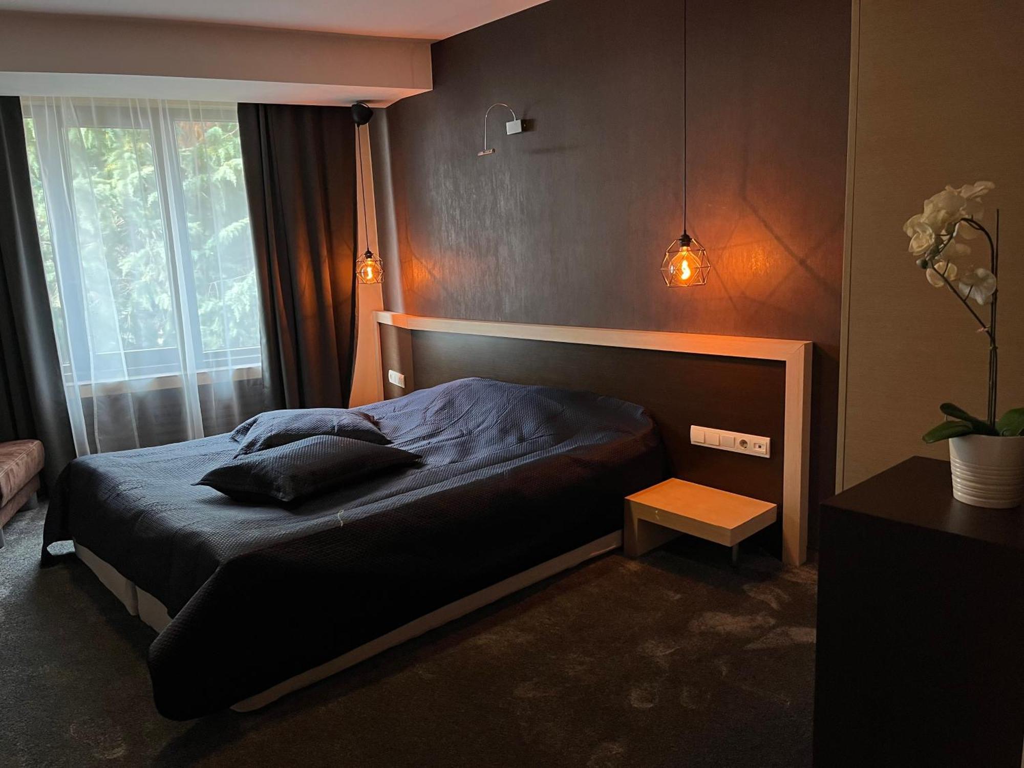Edi Hotel Sofia Esterno foto