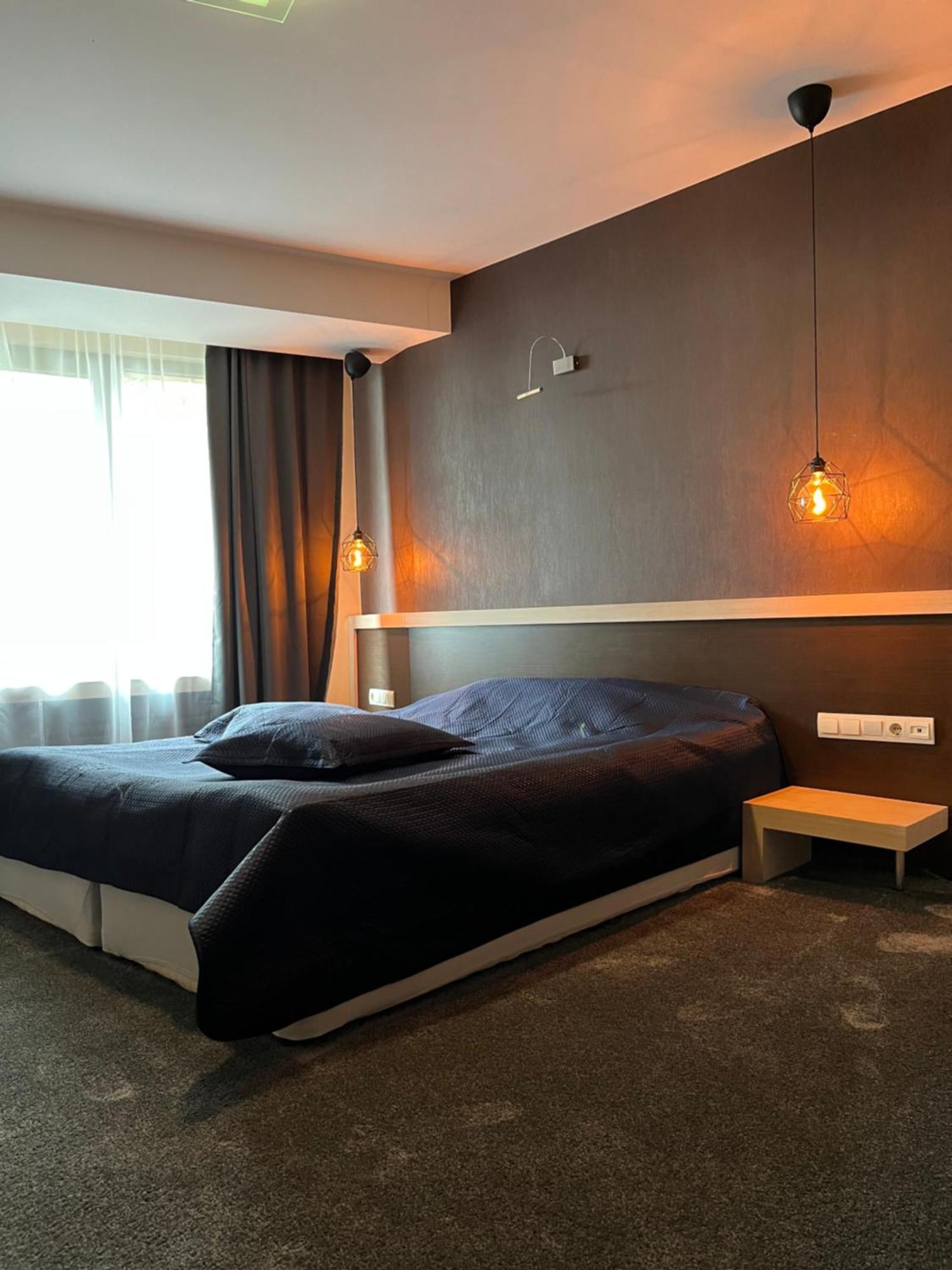 Edi Hotel Sofia Esterno foto